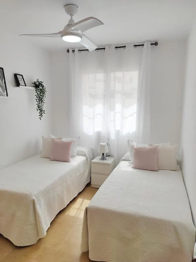 Baja Mar Villa Málaga 0*,  İspanya